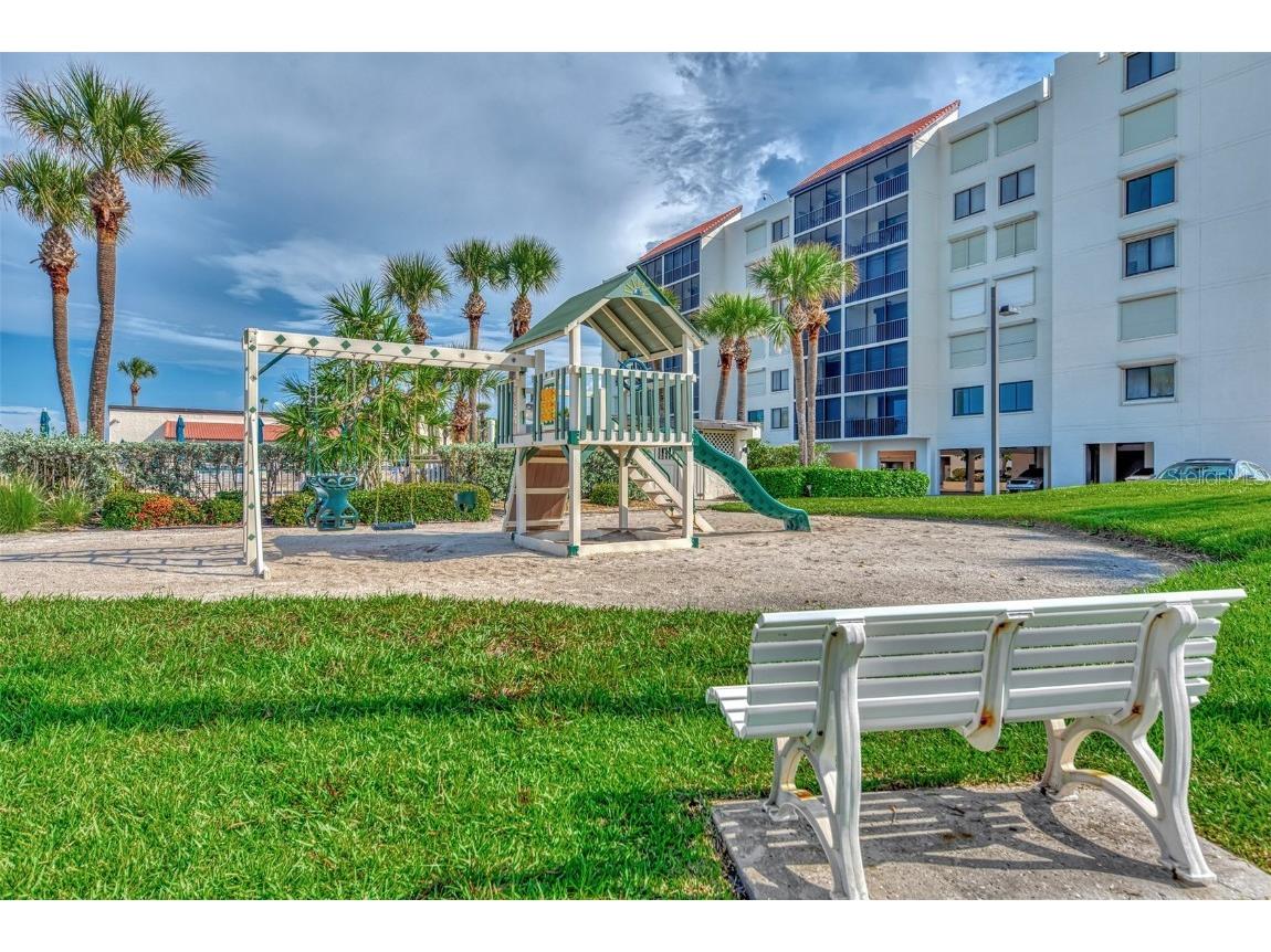 1945 Gulf Of Mexico Drive #M2-414 Longboat Key FL 34228 A4618406 image53