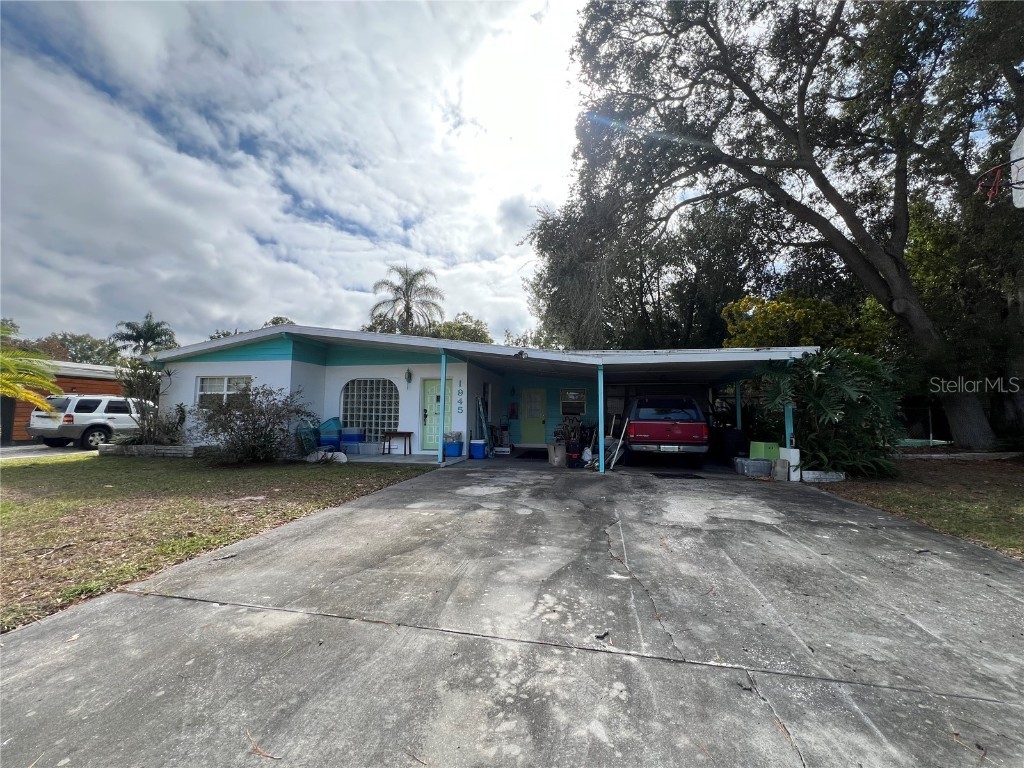 1945 Lakewood Drive Clearwater FL 33763 TB8454722 image1