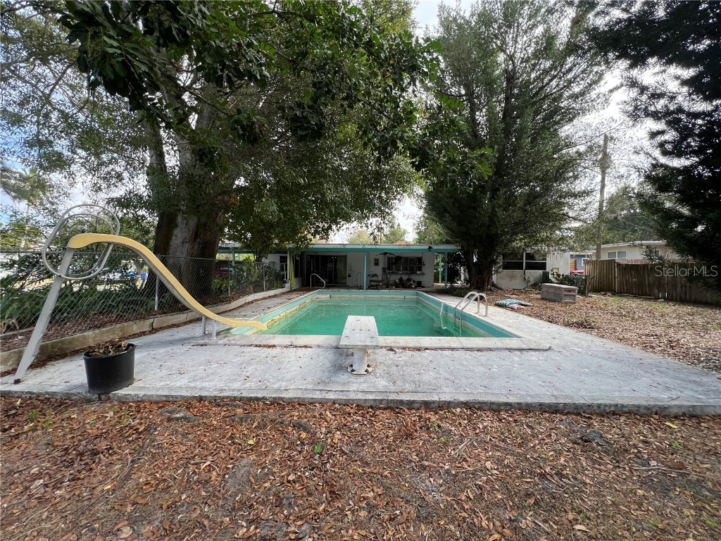 1945 Lakewood Drive Clearwater FL 33763 TB8454722 image60