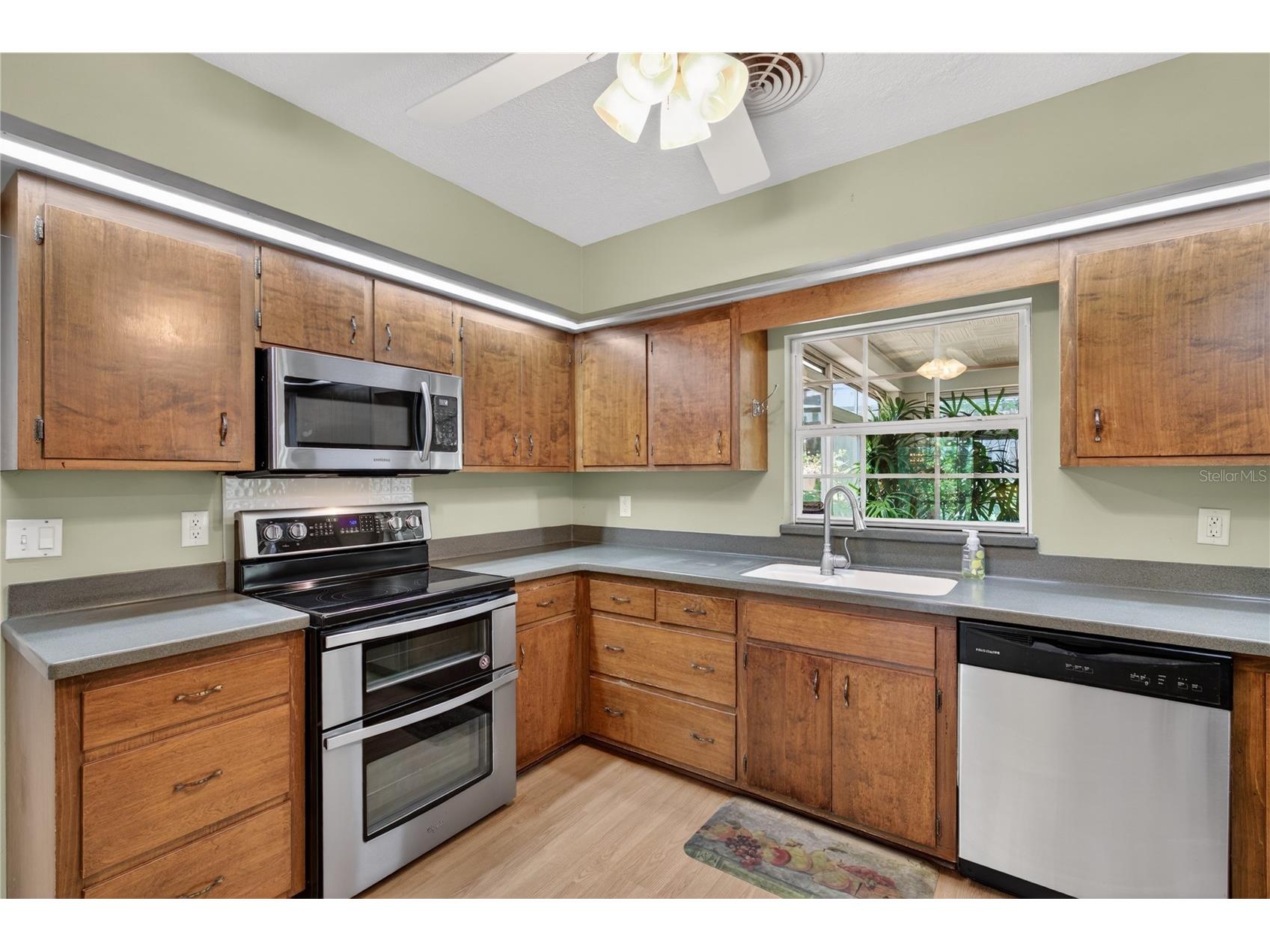 1945 Normandy Drive Mount Dora FL 32757 G5110625 image13