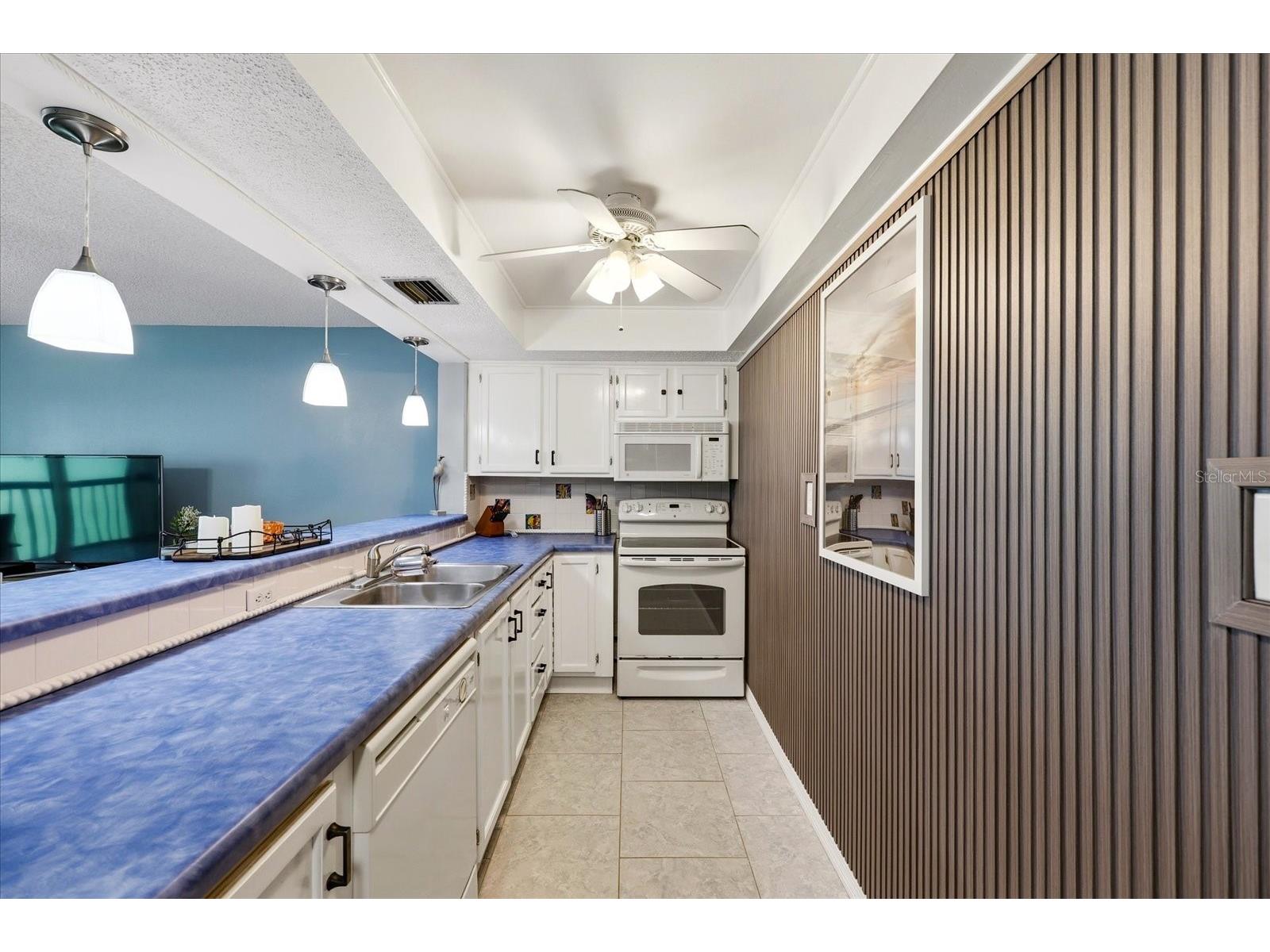 19450 Gulf Boulevard #903 Indian Shores FL 33785 - GULF OF MEXICO TB8519859 image10