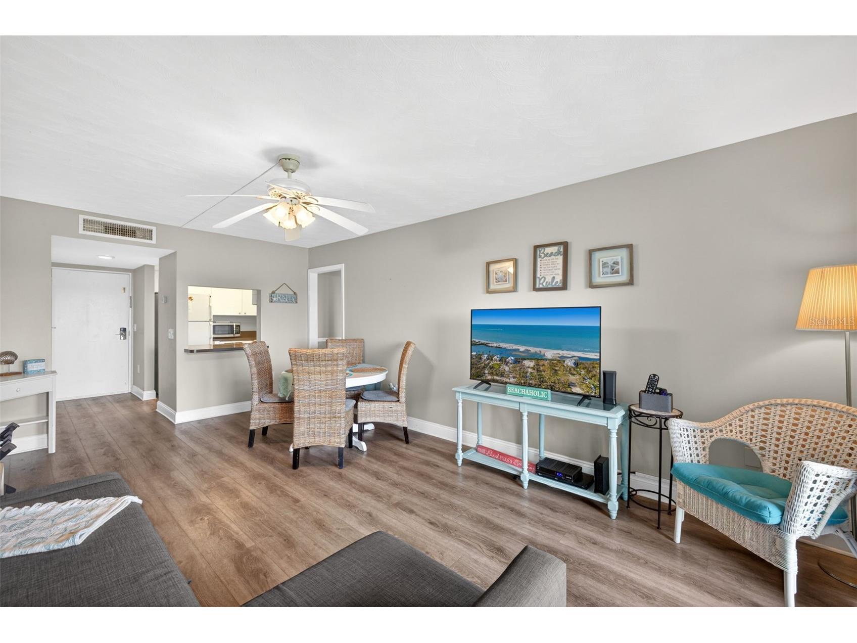 19451 Gulf Boulevard #204 Indian Shores FL 33785 TB8495642 image4