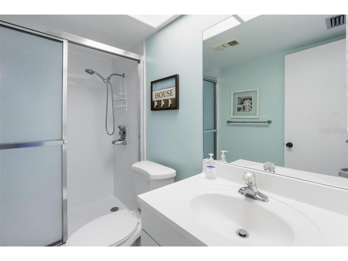 19451 Gulf Boulevard #211 Indian Shores FL 33785 TB8443302 image16