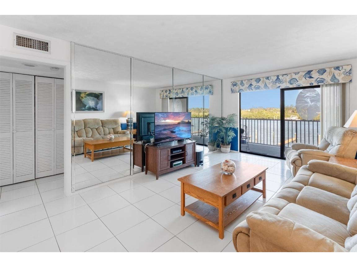 19451 Gulf Boulevard #211 Indian Shores FL 33785 TB8443302 image6