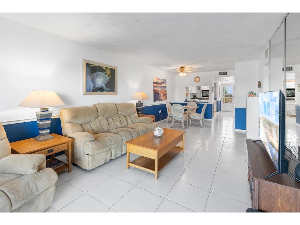 19451 Gulf Boulevard #211 Indian Shores FL 33785 TB8443302 image7