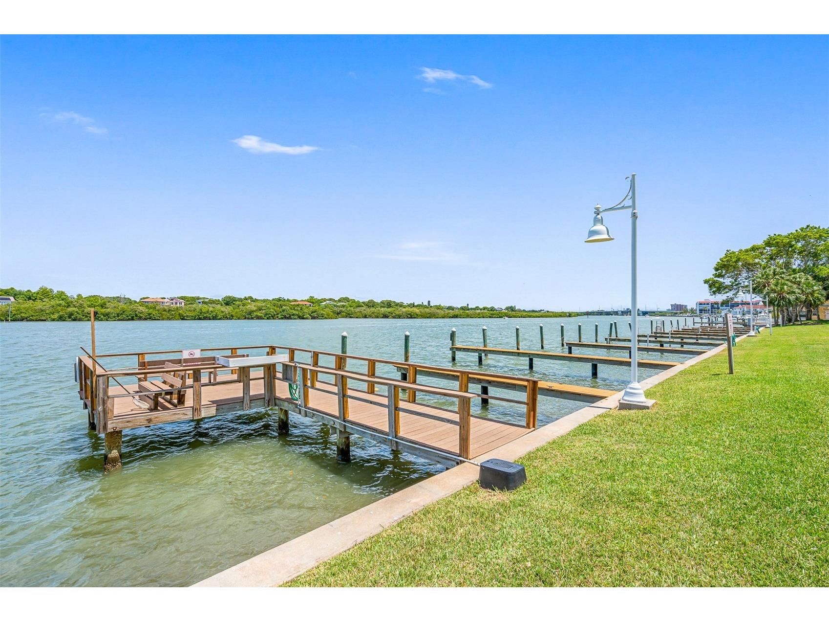 19451 Gulf Boulevard #301 Indian Shores FL 33785 - INTRACOASTAL TB8361362 image48