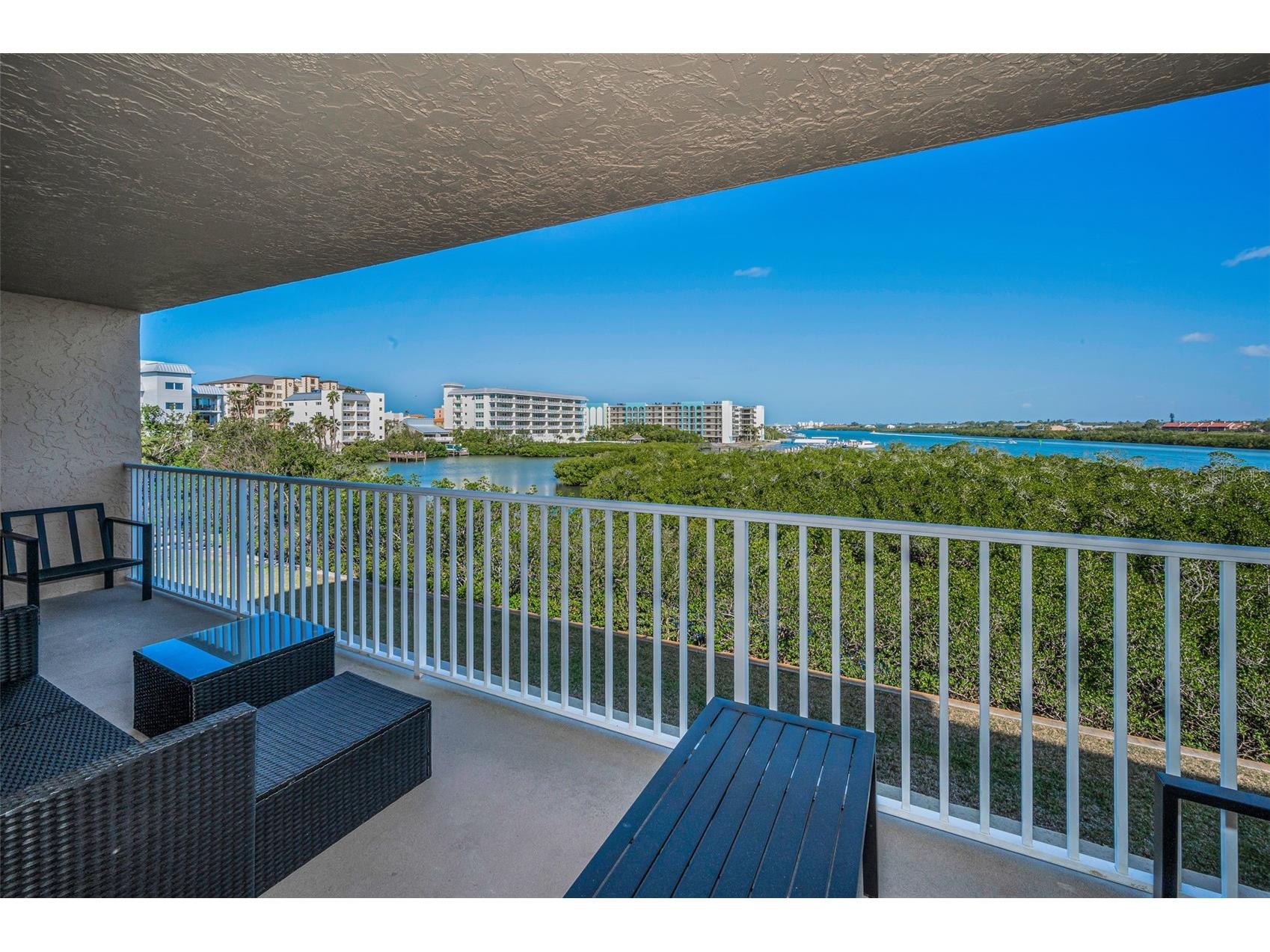 19451 Gulf Boulevard #301 Indian Shores FL 33785 - INTRACOASTAL TB8361362 image9