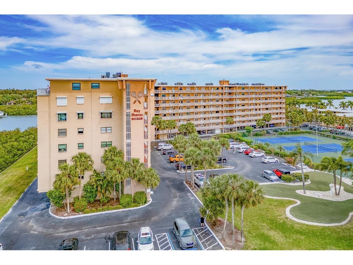 19451 Gulf Boulevard #604 Indian Shores FL 33785 U8235911 image1