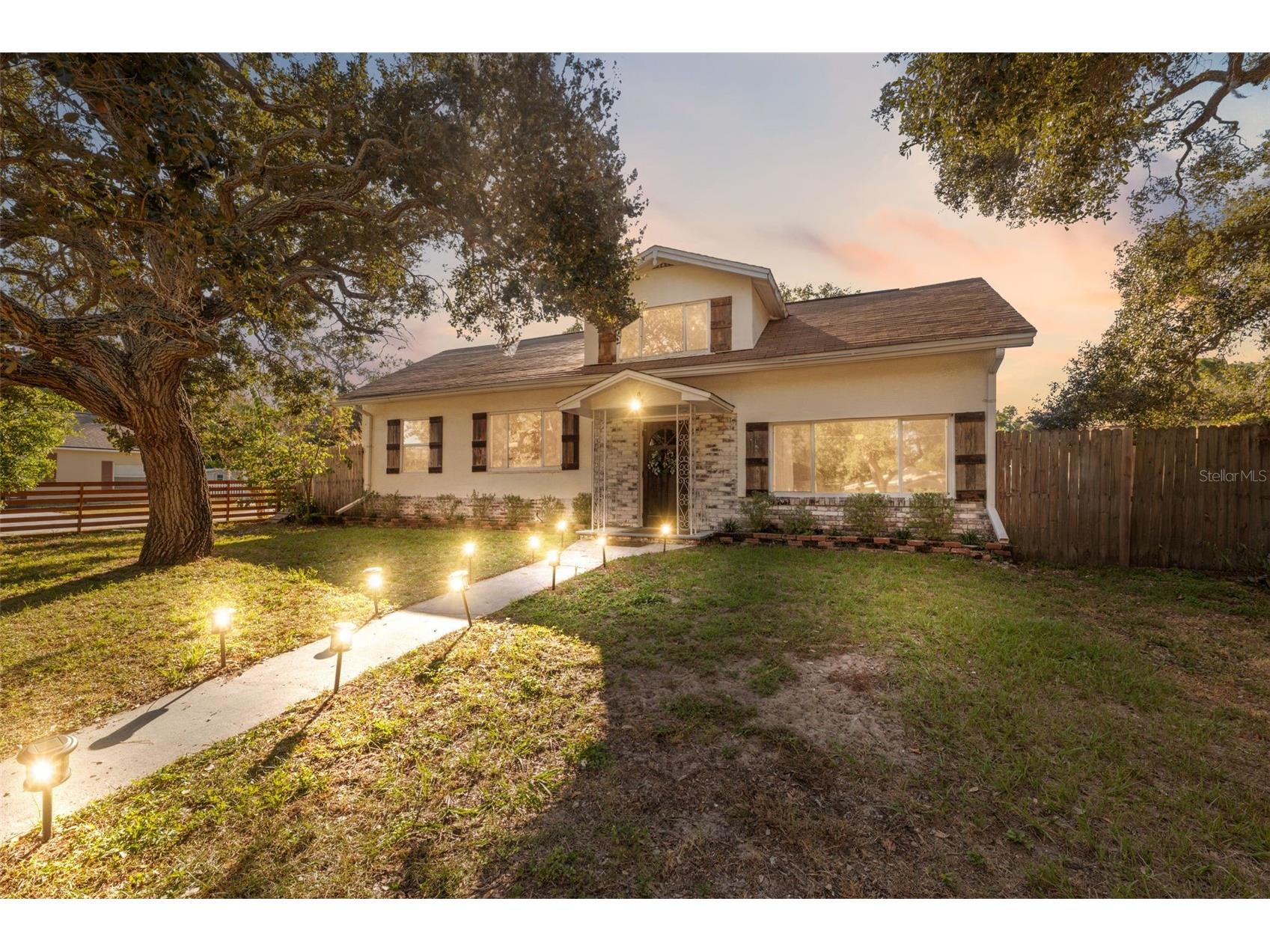 1946 Chenango Avenue Clearwater FL 33755 TB8466753 image1