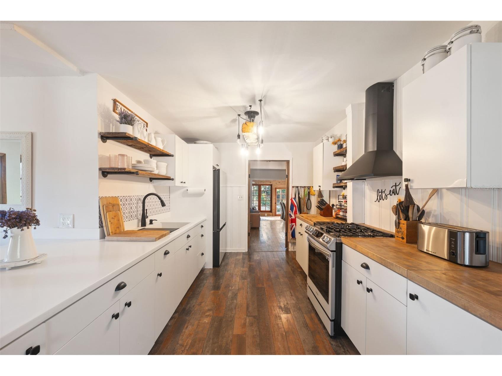 1946 Chenango Avenue Clearwater FL 33755 TB8466753 image49