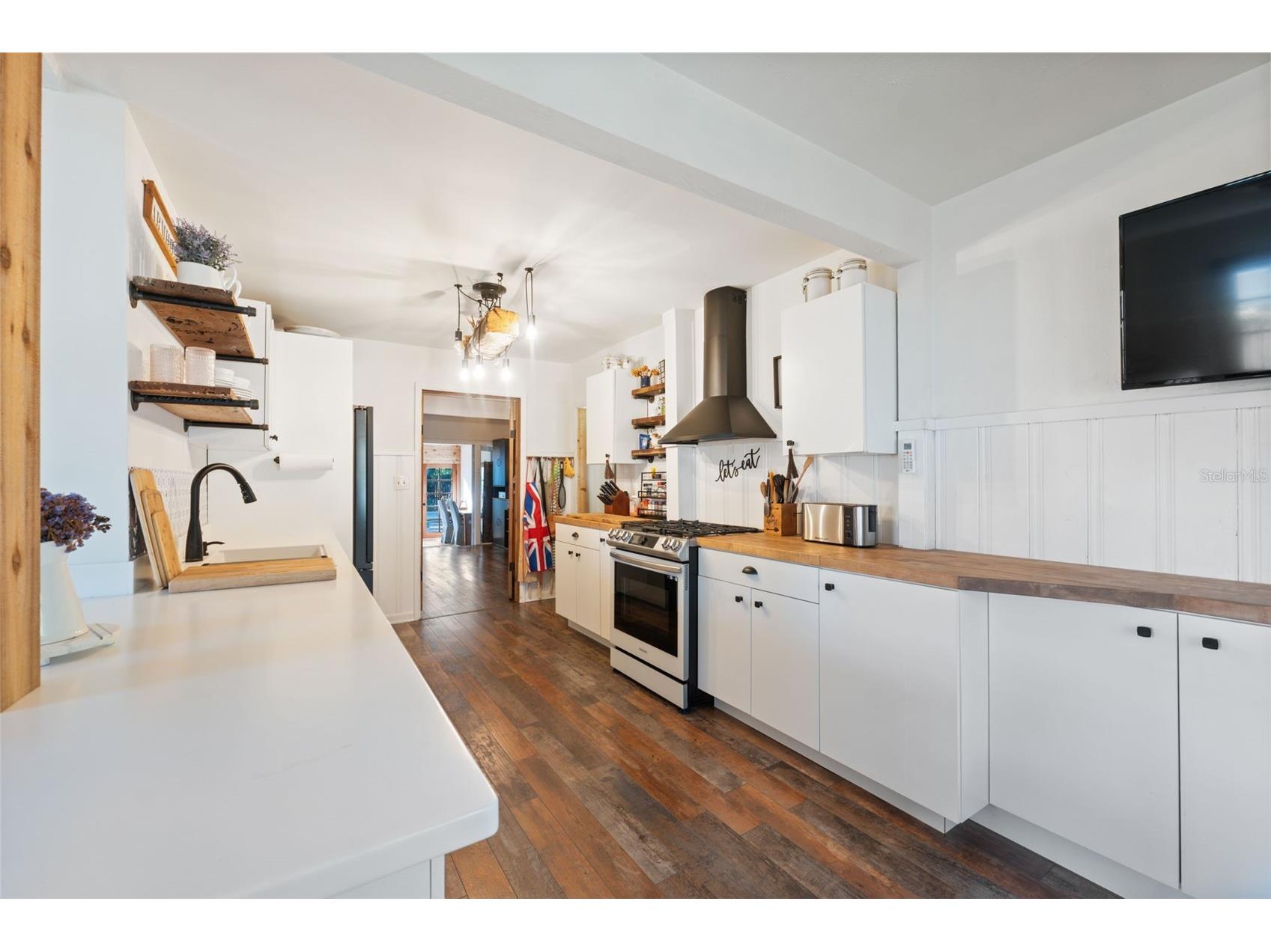 1946 Chenango Avenue Clearwater FL 33755 TB8466753 image51