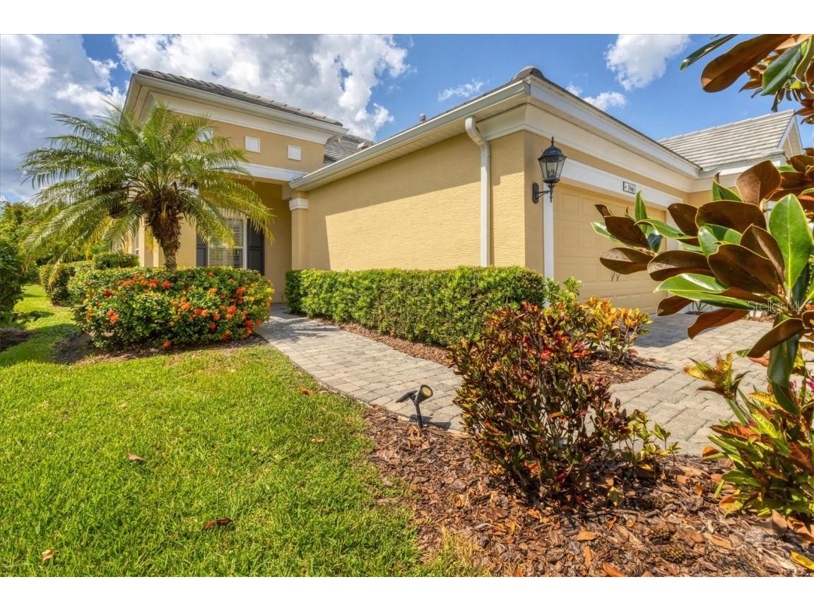 1946 Crystal Lake Trail Bradenton FL 34211 A4624517 image1