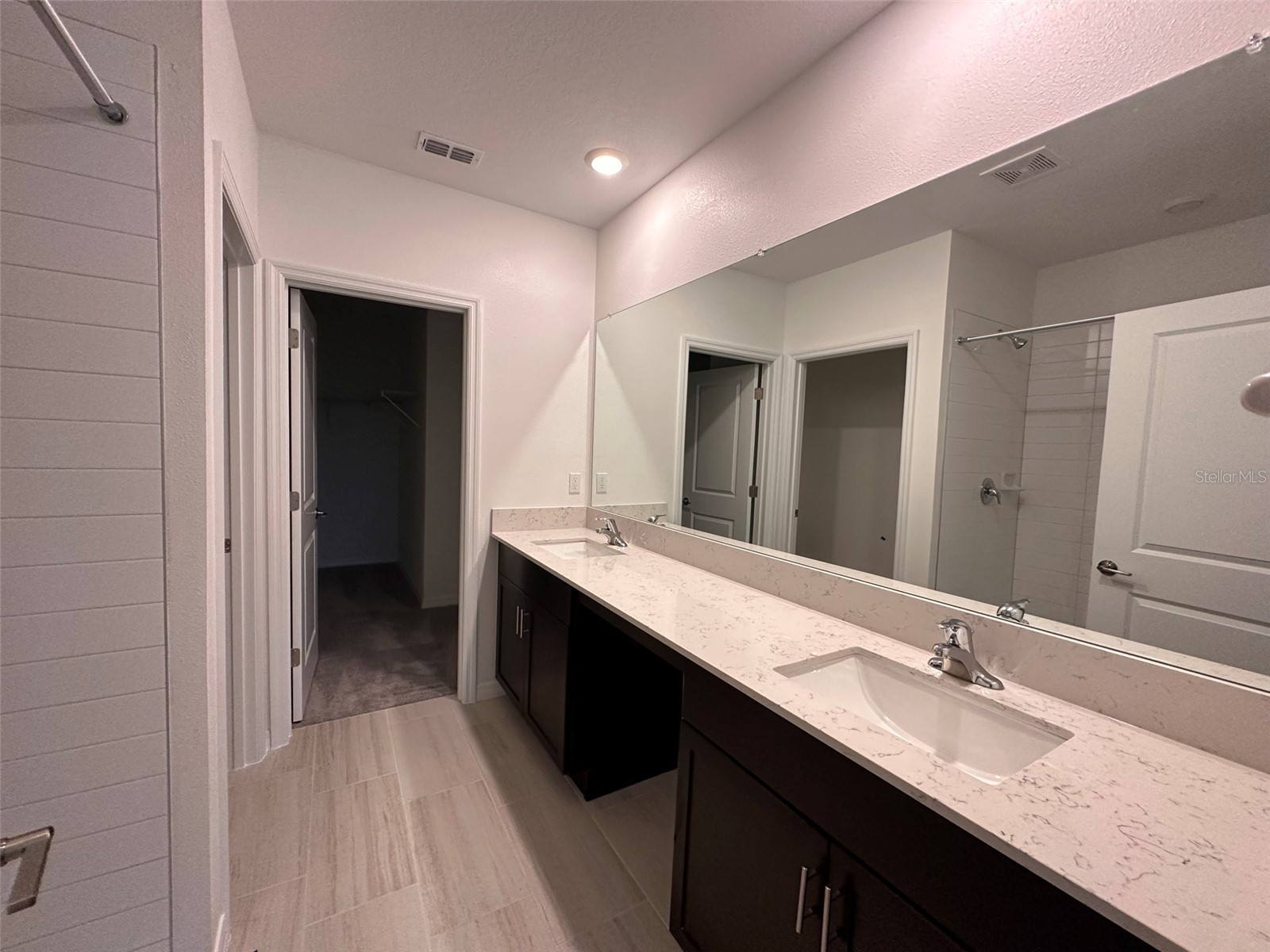 1946 Lanier Road Zephyrhills FL 33541 TB8462796 image13