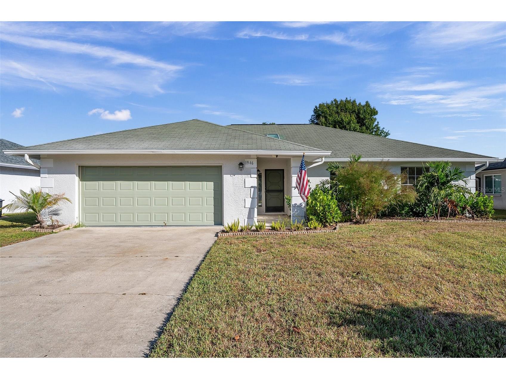 1946 Tarpon Court Wesley Chapel FL 33543 TB8467942 image1