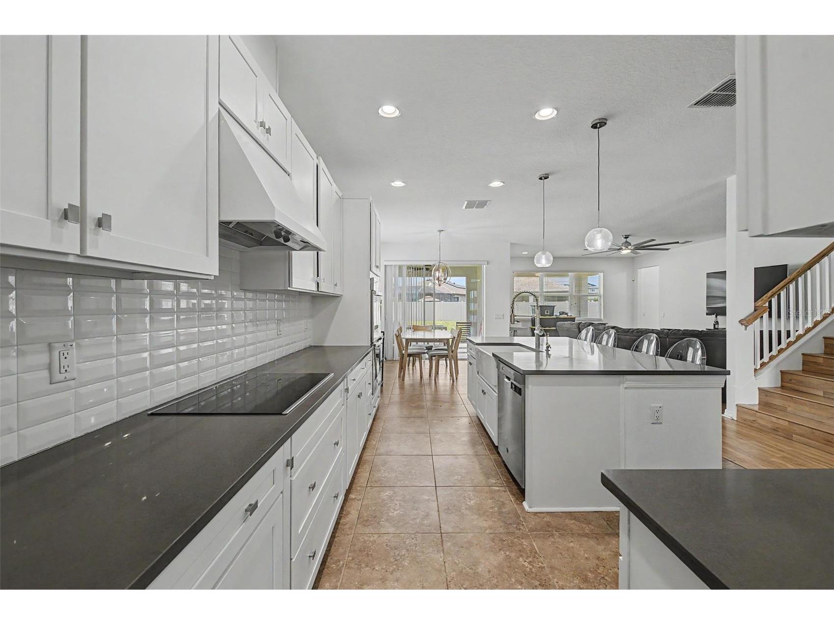 19462 Rosemoor Avenue Lutz FL 33558 TB8512827 image11