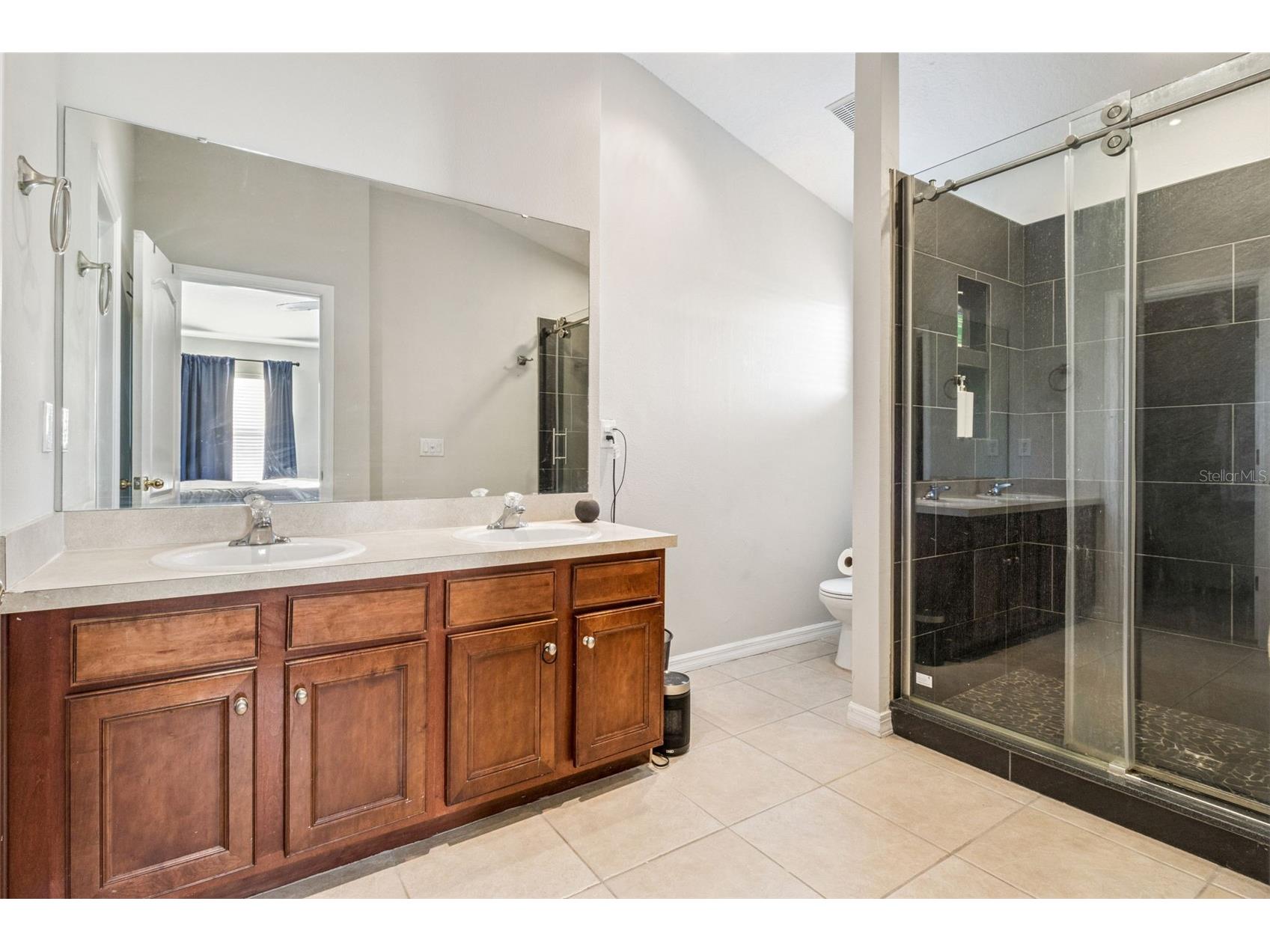1947 Estancia Circle #8C Kissimmee FL 34741 O6379378 image16