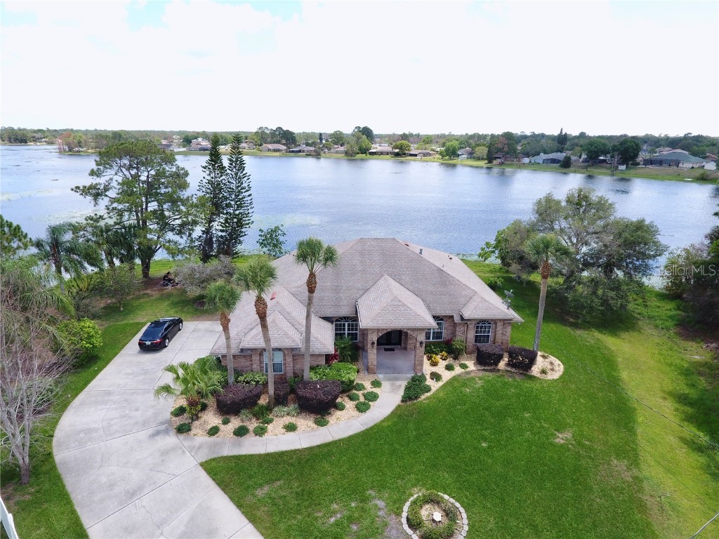 1947 Quintilis Court Deltona FL 32738 - LAKE ANGELA O6276017 image1