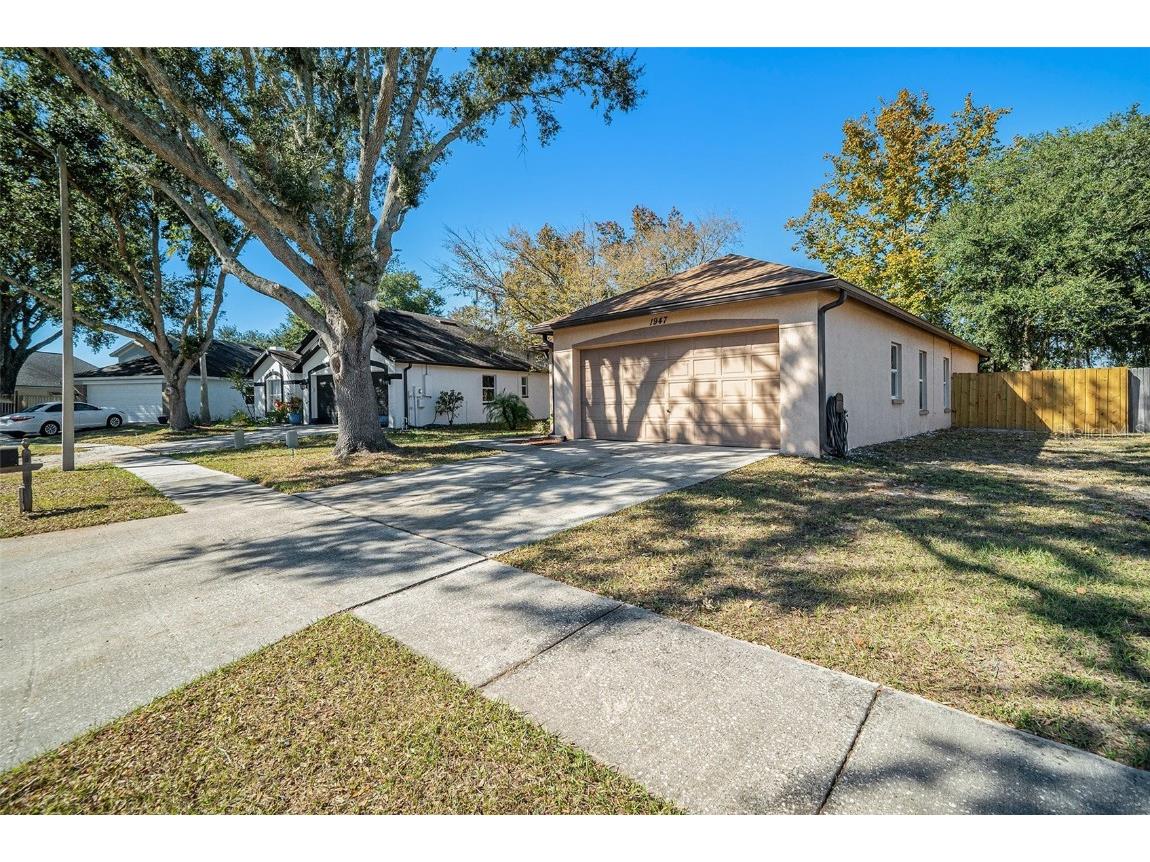 1947 Tinker Drive Lutz FL 33559 TB8448349 image4