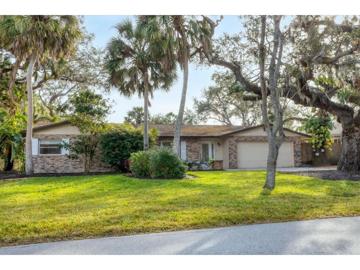 1947 W Leewynn Drive Sarasota FL 34240 A4637835 image1