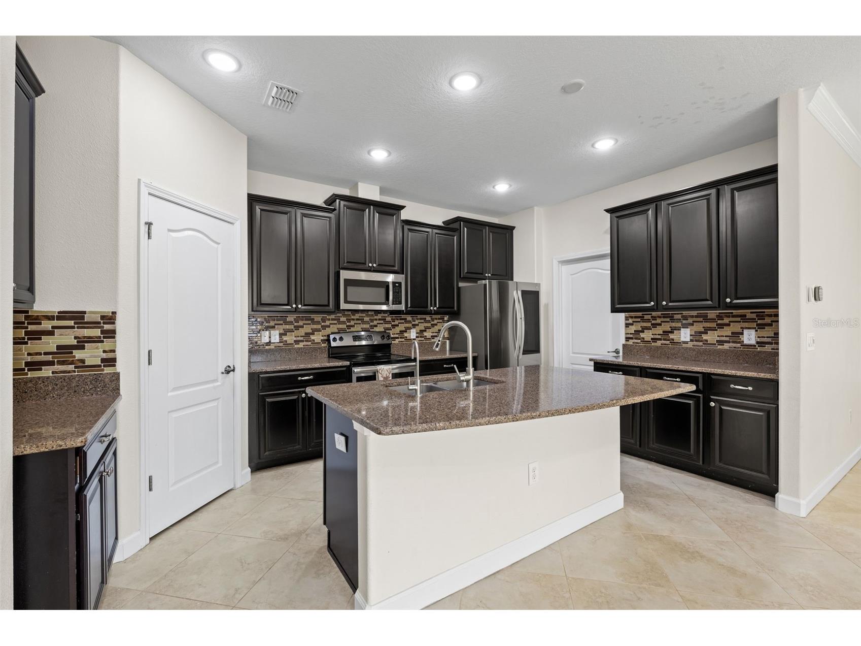 19476 Paddock View Drive Tampa FL 33647 TB8511443 image17