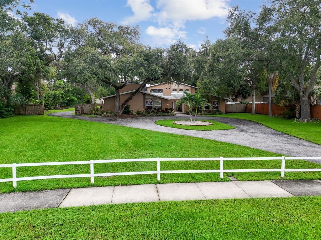 1948 Belleair Road Clearwater FL 33764 TB8426829 image1