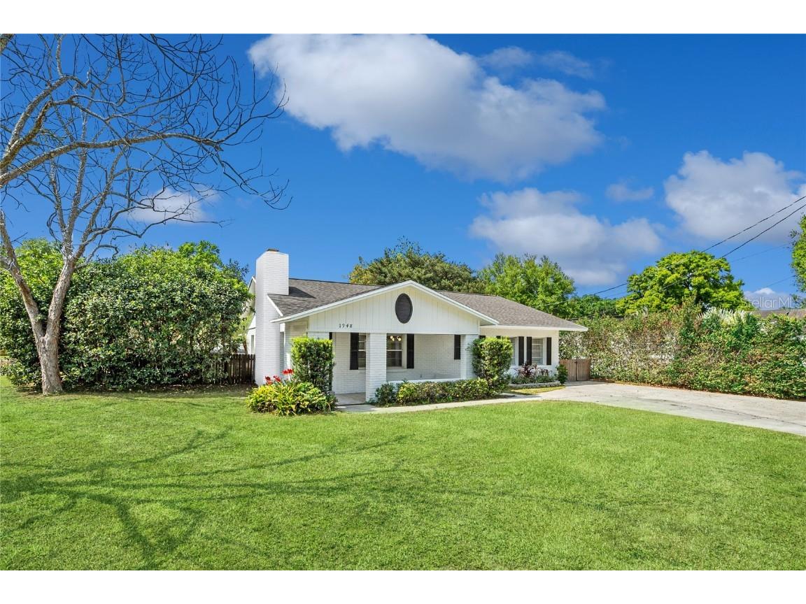 1948 Essex Place Orlando FL 32806 O6097191 image1