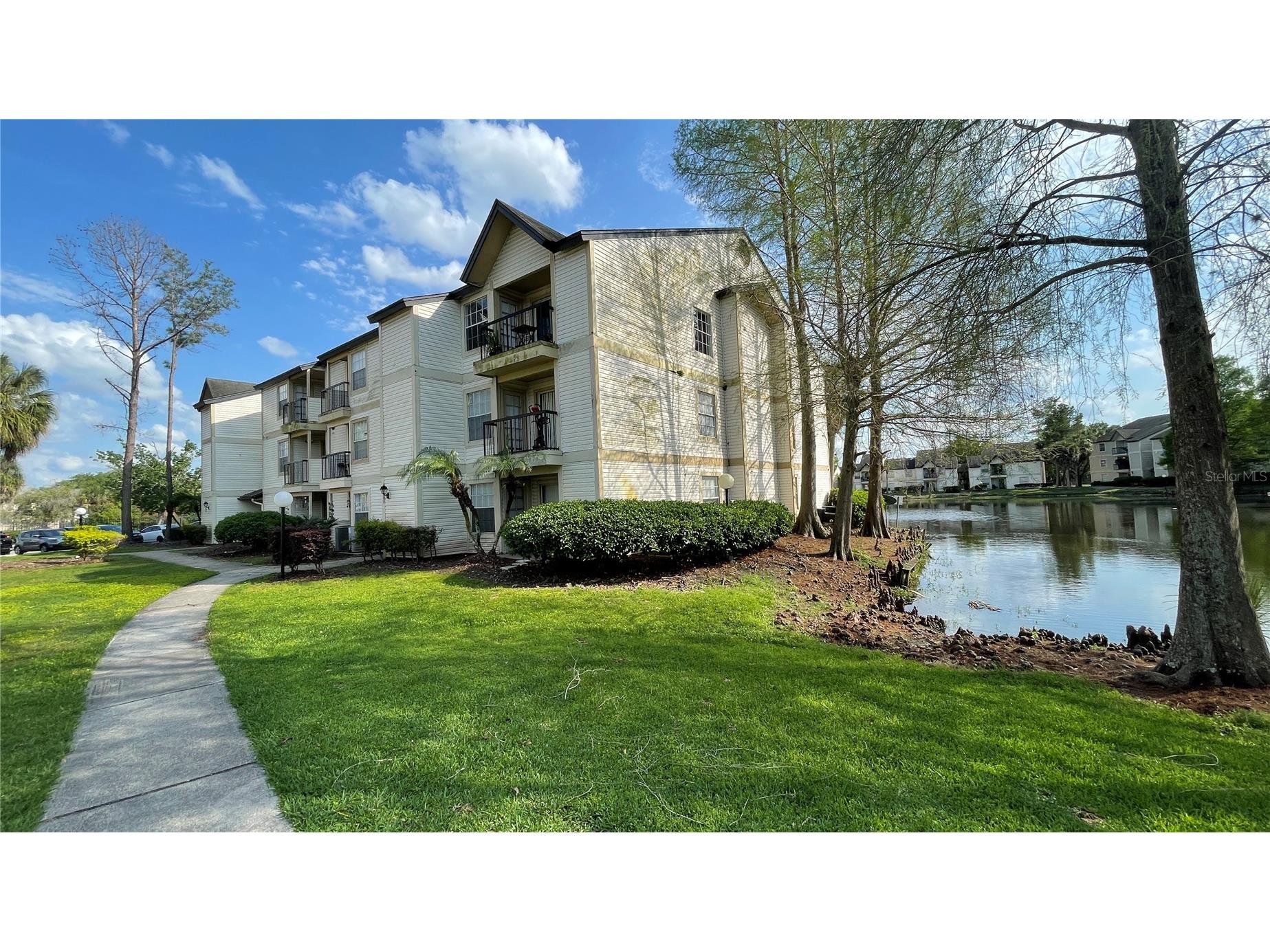 1948 Lake Atriums Circle #113 Orlando FL 32839 O6401121 image1