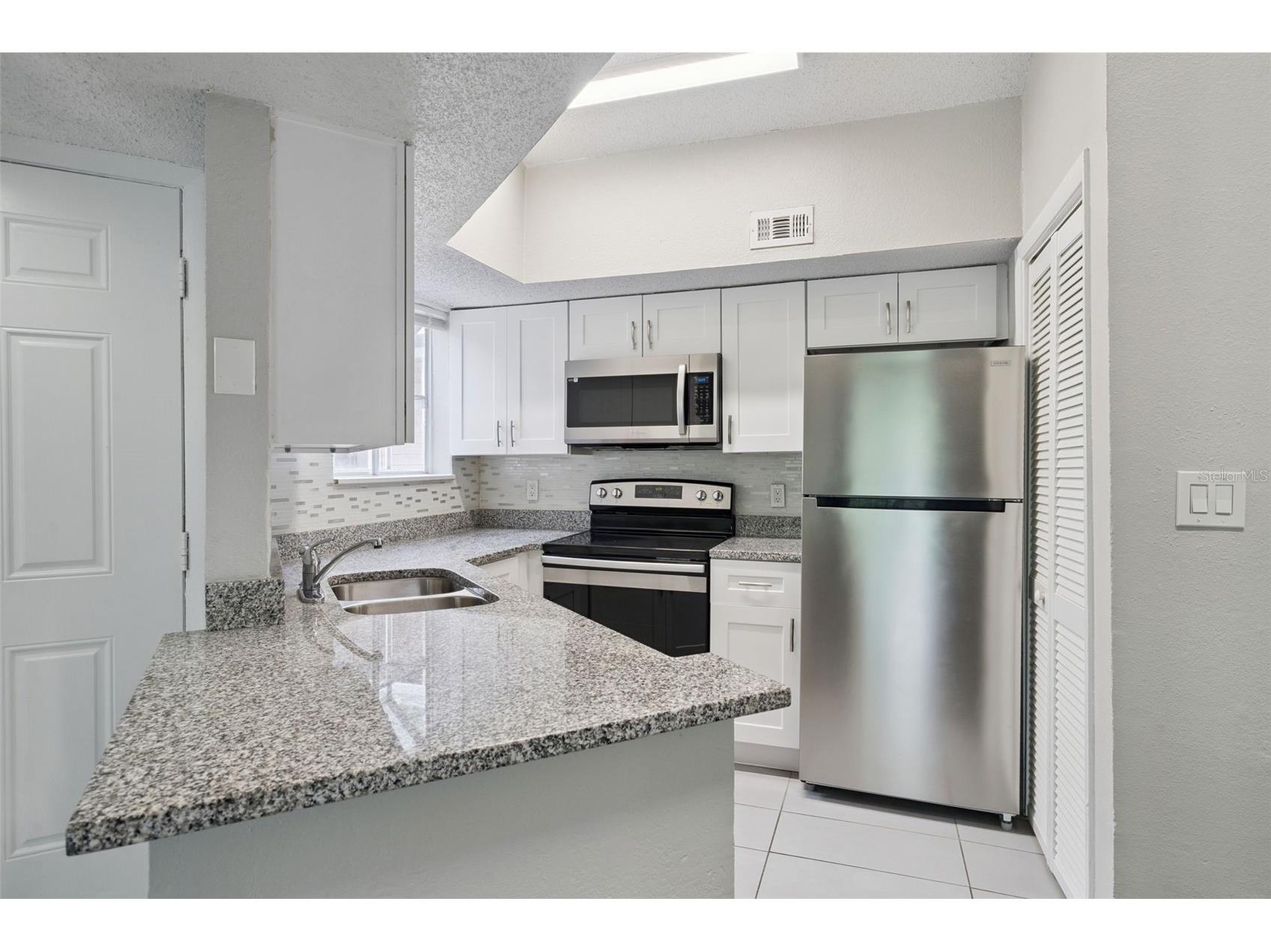 1948 Lake Atriums Circle #124 Orlando FL 32839 O6412520 image5