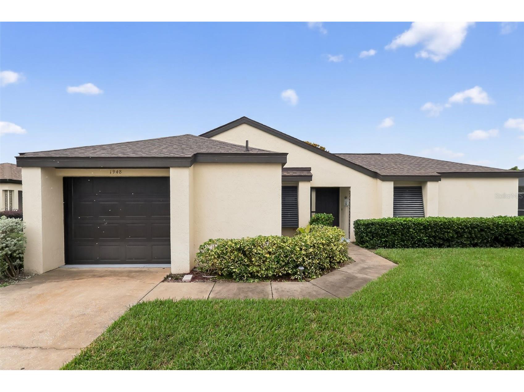 1948 Magnolia Circle #48A Tavares FL 32778 O6355171 image1