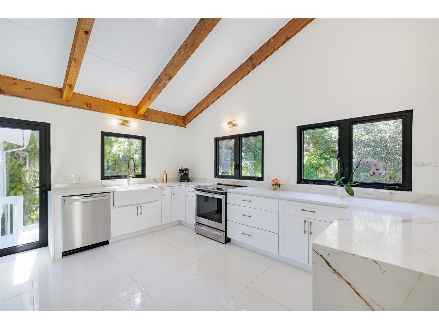 19481/483 S River Road Alva FL 33920 A4678537 image14