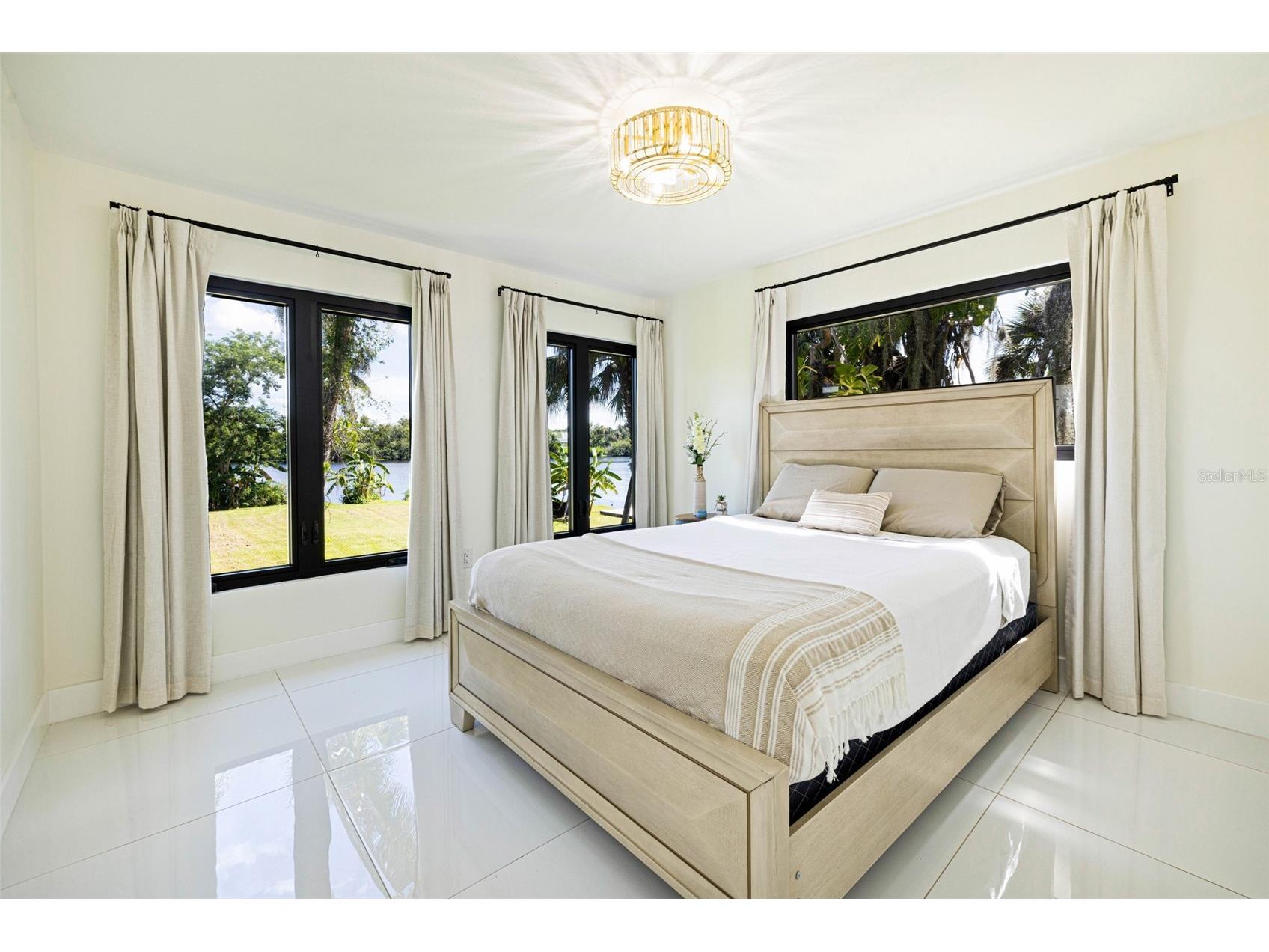 19481/483 S River Road Alva FL 33920 A4678537 image32