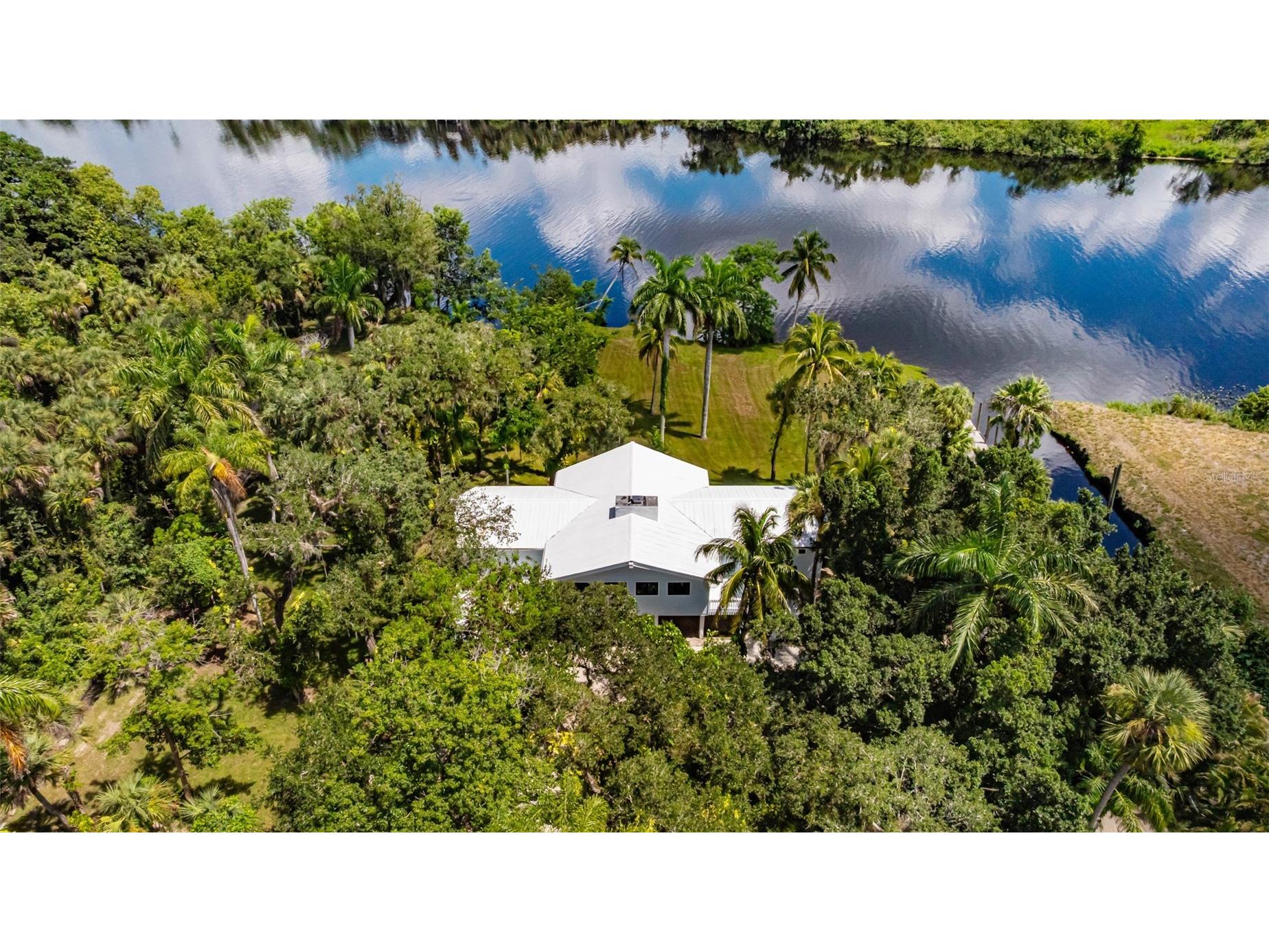 19481/483 S River Road Alva FL 33920 A4678537 image5