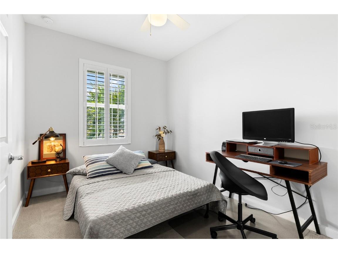 1949 Burgos Drive Sarasota FL 34238 A4666996 image21