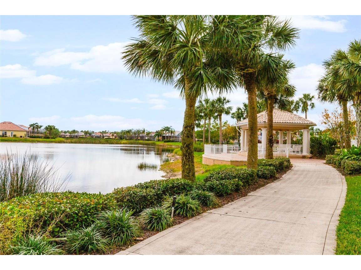 1949 Burgos Drive Sarasota FL 34238 A4666996 image30