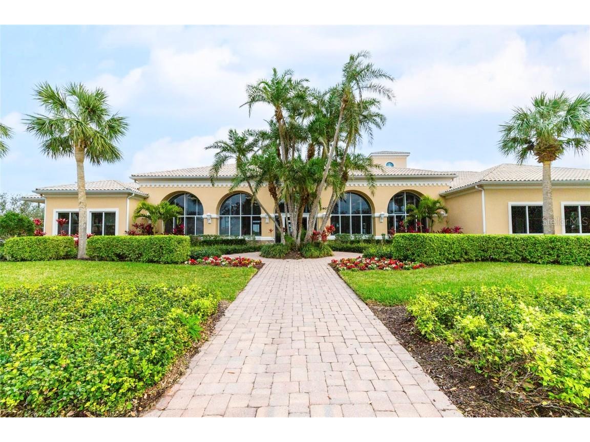 1949 Burgos Drive Sarasota FL 34238 A4666996 image35