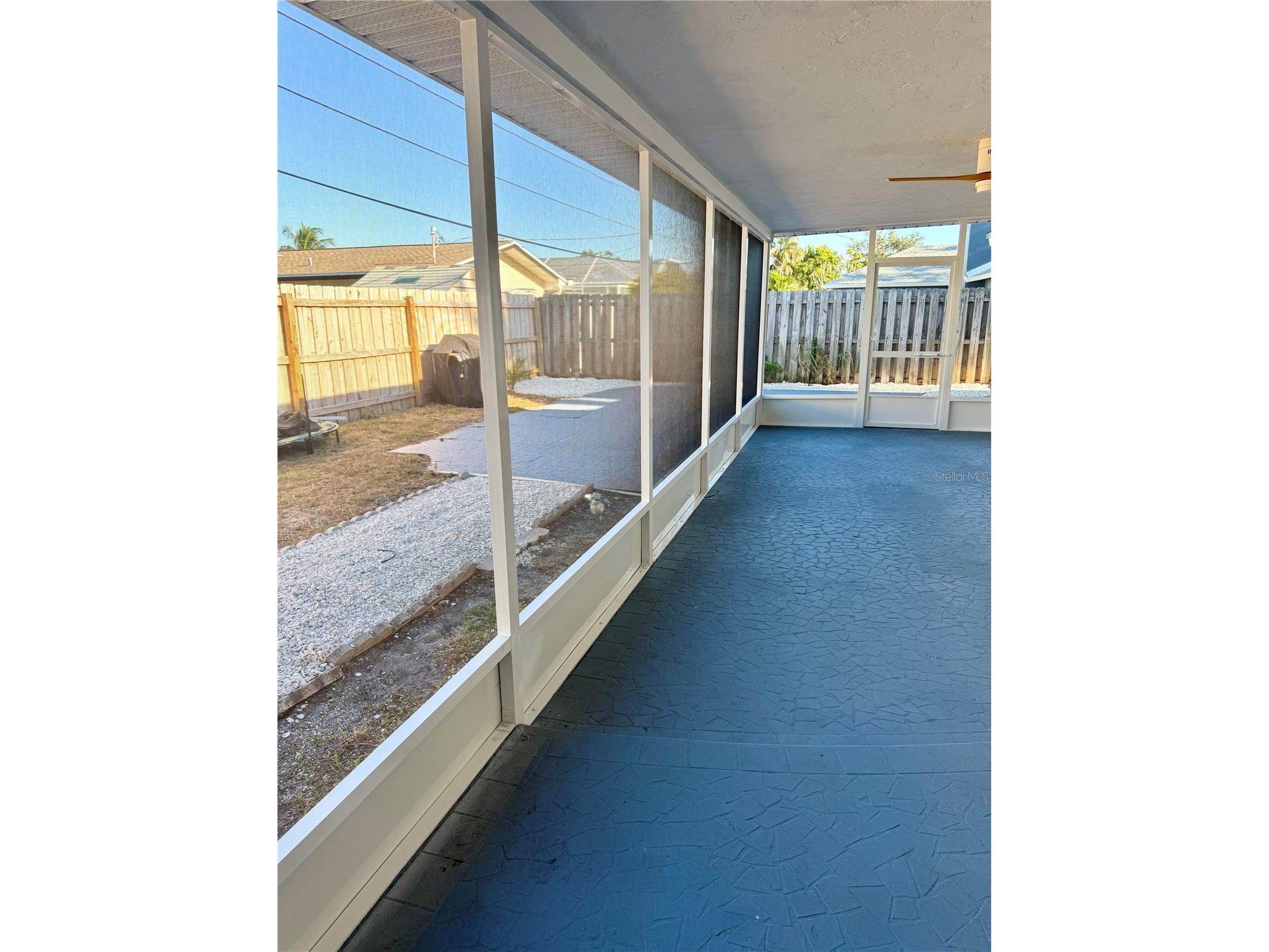 1949 Dolphin Boulevard S Saint Petersburg FL 33707 TB8474815 image26