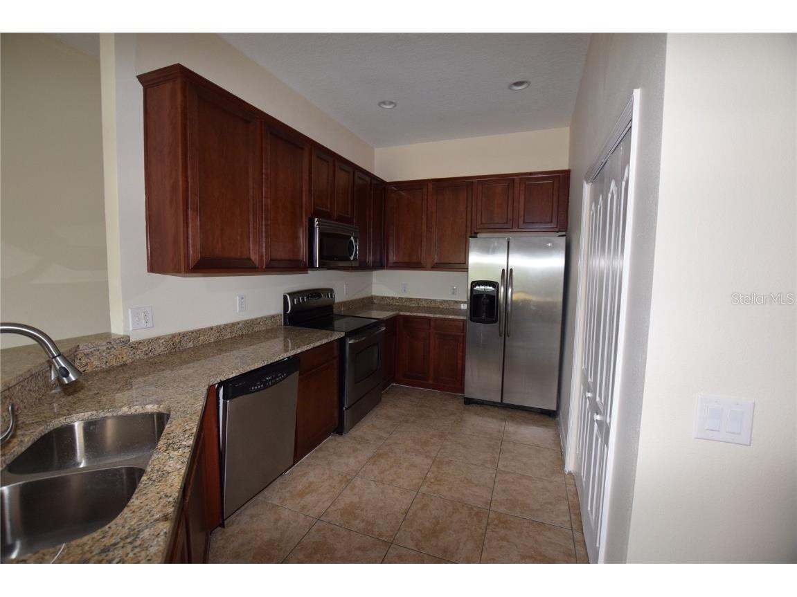 1949 Estancia Circle Kissimmee FL 34741 O6332062 image3