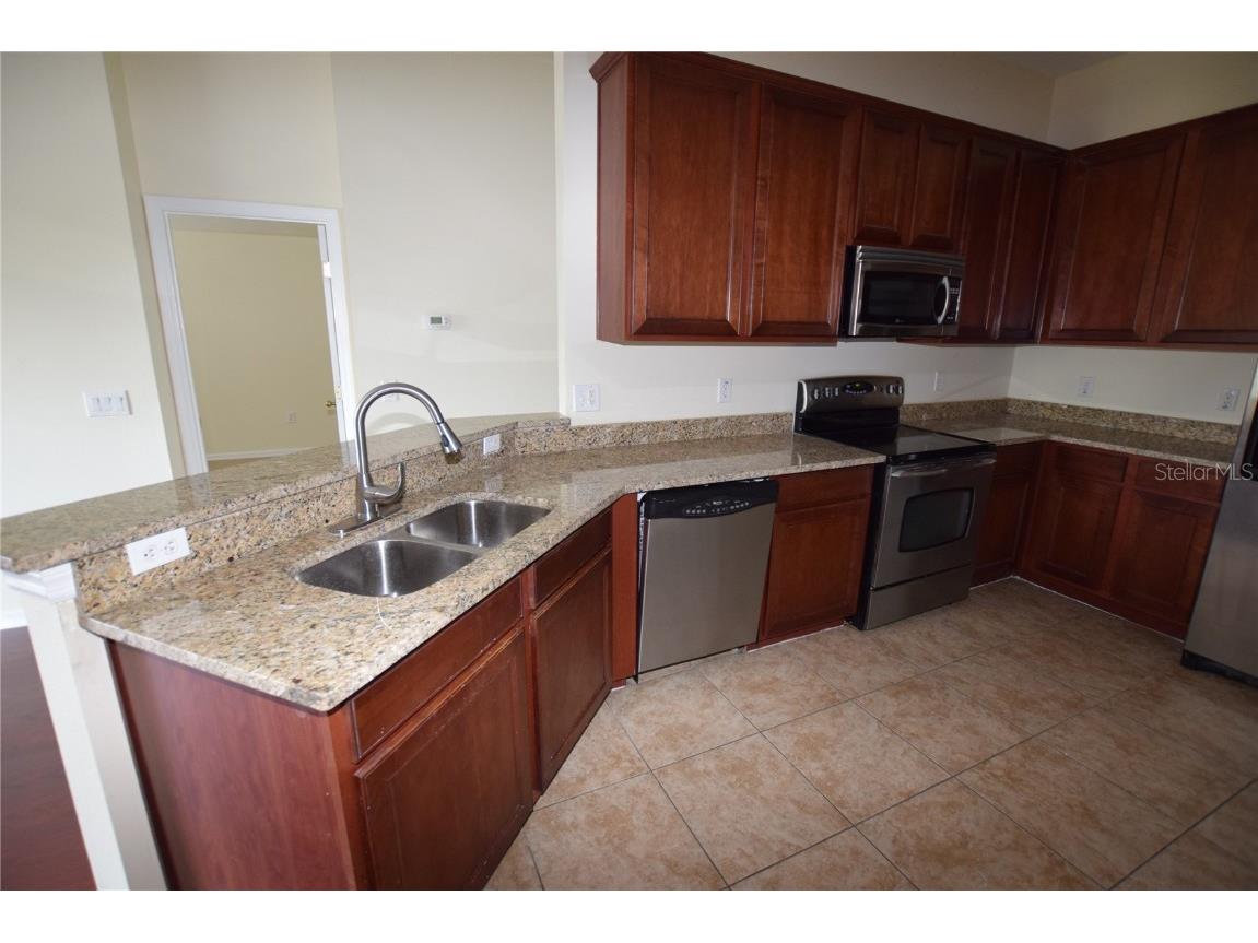 1949 Estancia Circle Kissimmee FL 34741 O6332062 image4