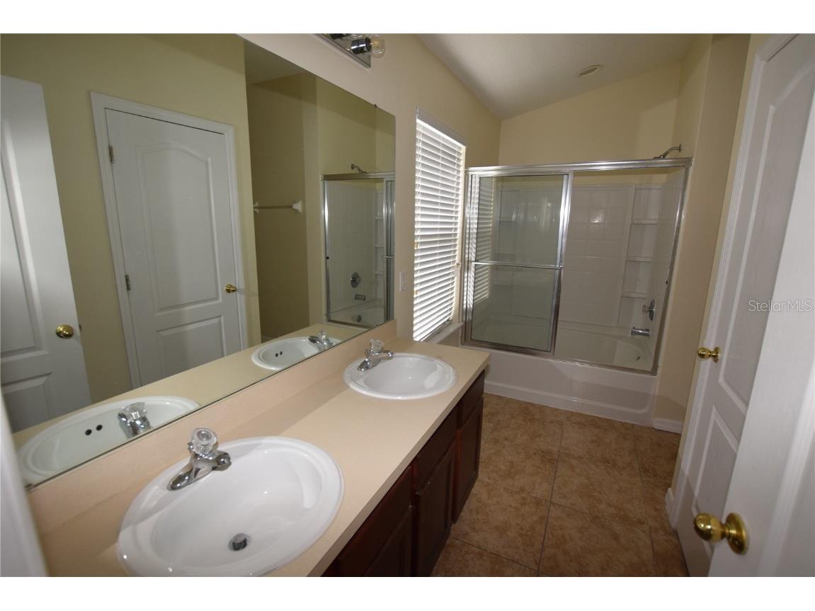 1949 Estancia Circle Kissimmee FL 34741 O6332062 image8