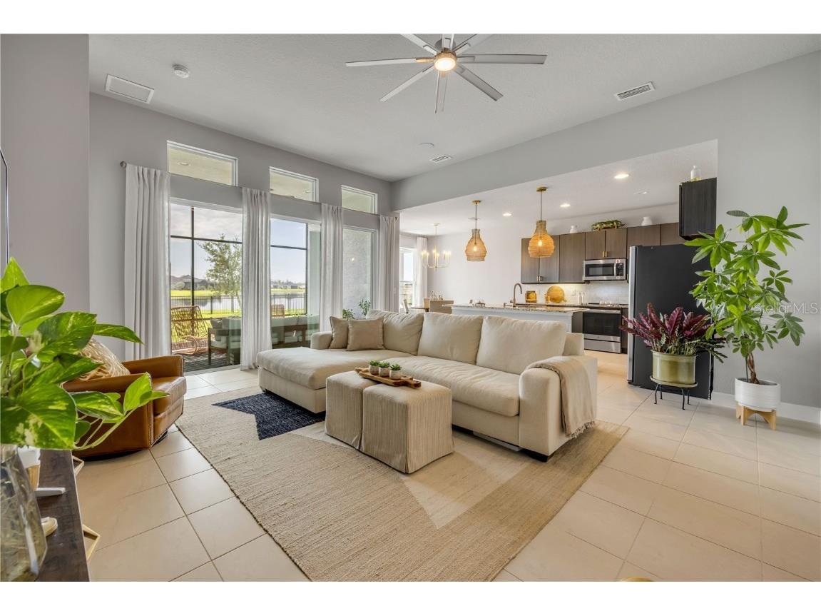 195 Azure Mist Way Daytona Beach FL 32124 V4944492 image12