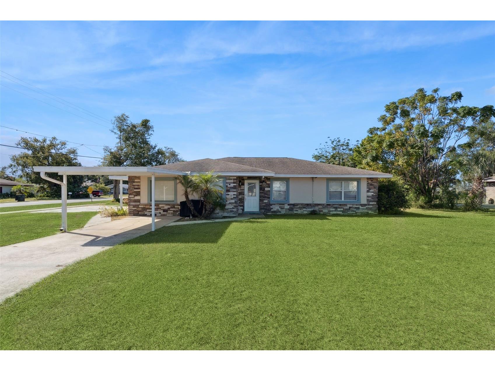 195 S Itasca Avenue Lake Alfred FL 33850 C7516997 image1