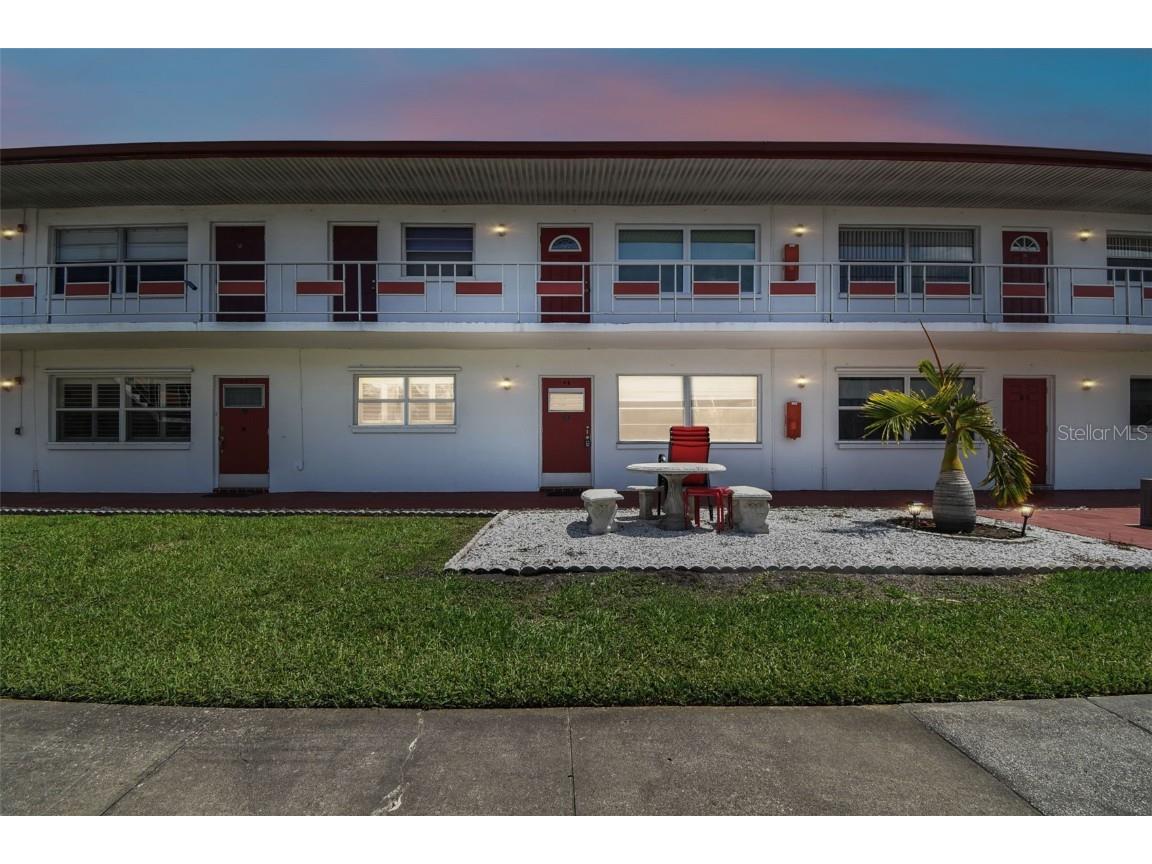 1950 58th Avenue N #8 Saint Petersburg FL 33714 T3535156 image1