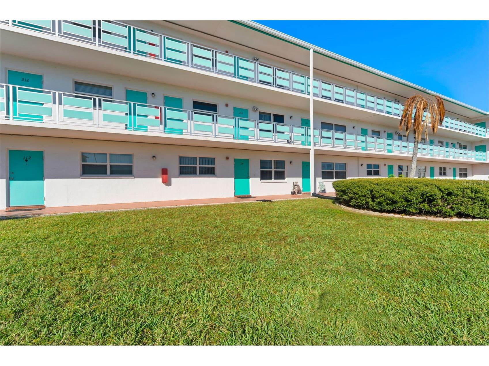 1950 59th Avenue N #114 Saint Petersburg FL 33714 TB8491330 image1