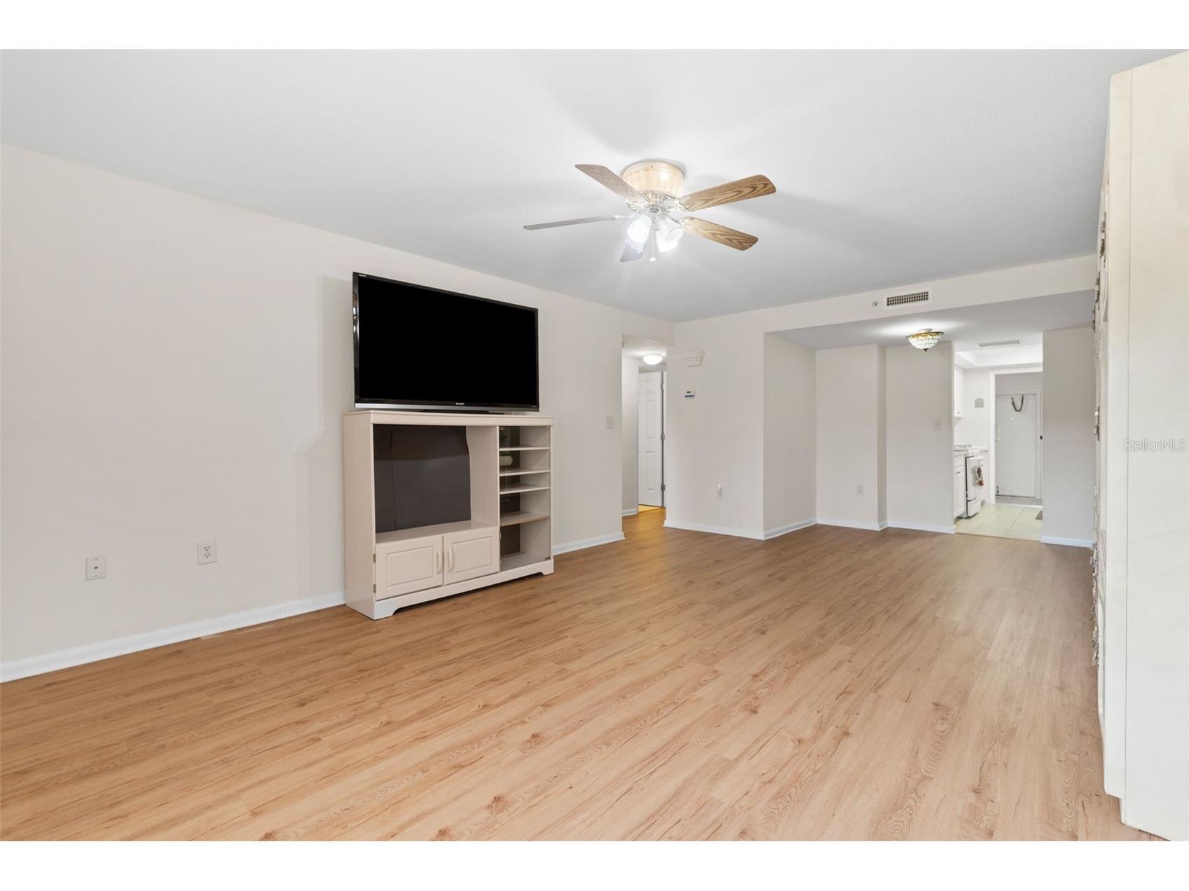 1950 59th Avenue N #114 Saint Petersburg FL 33714 TB8491330 image8