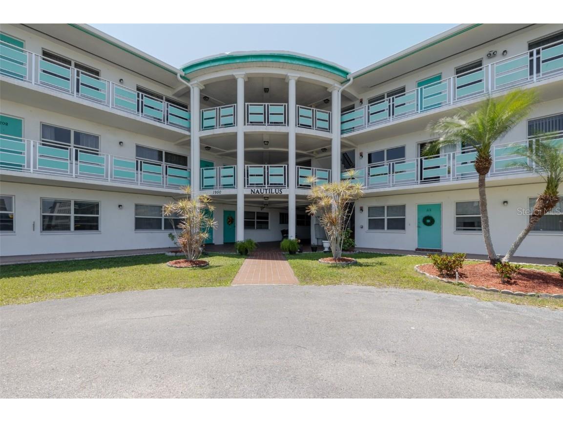 1950 59th Avenue N #208 Saint Petersburg FL 33714 TB8376370 image1