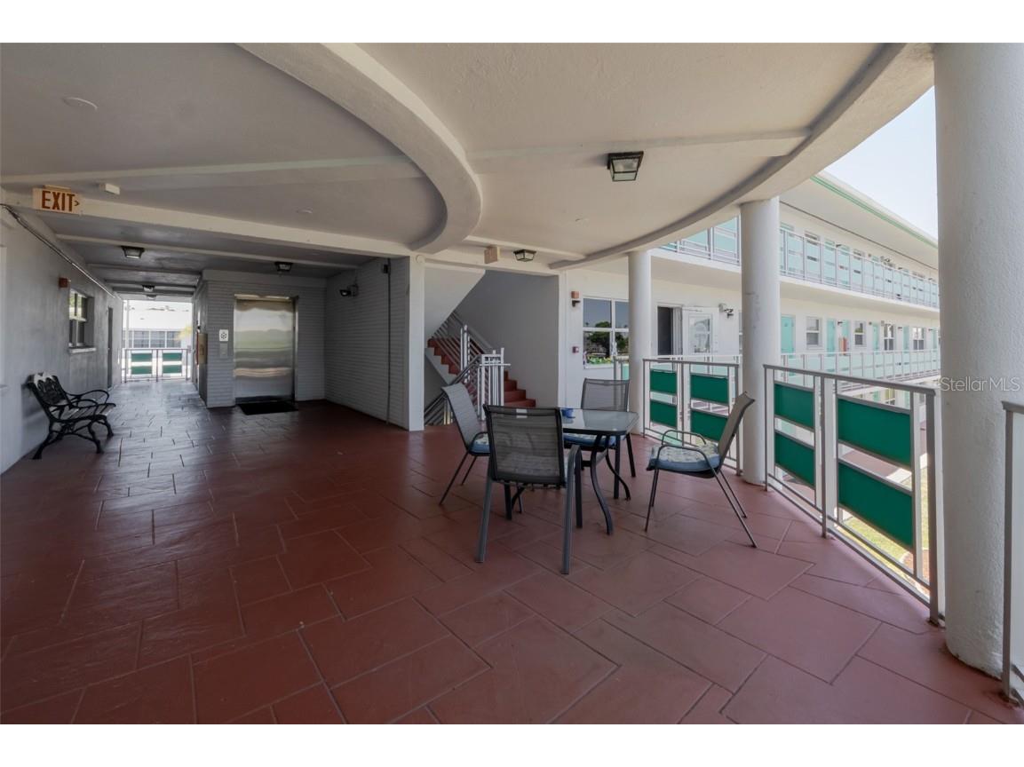 1950 59th Avenue N #208 Saint Petersburg FL 33714 TB8376370 image20