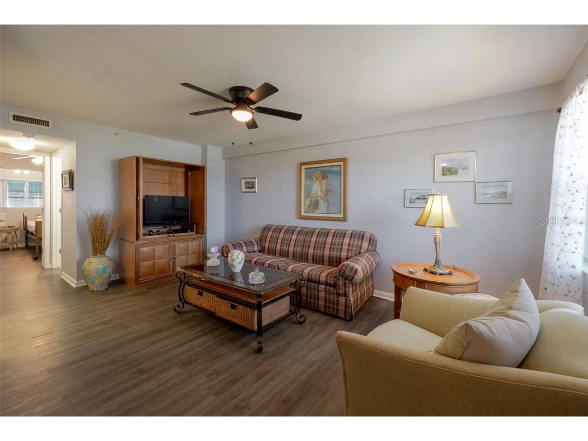 1950 59th Avenue N #208 Saint Petersburg FL 33714 TB8376370 image7