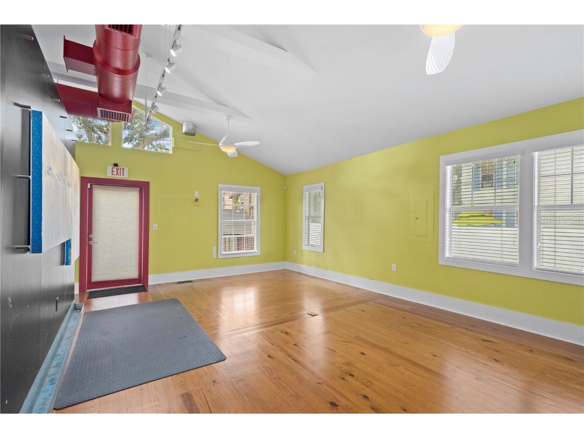 1950 Adams Lane Sarasota FL 34236 A4664827 image2