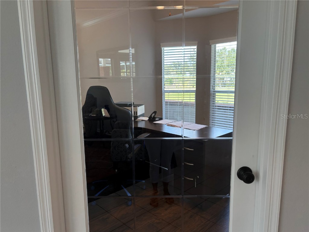 1950 Bern Creek Loop Sarasota FL 34240 A4669098 image21