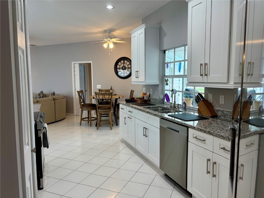 1950 Bern Creek Loop Sarasota FL 34240 A4669098 image30